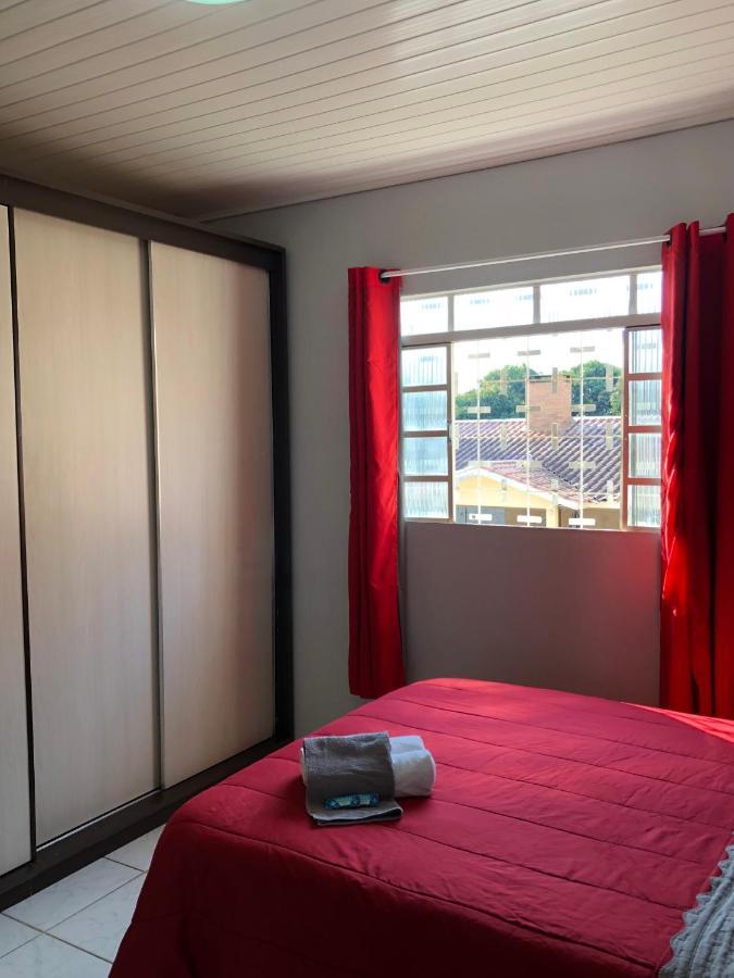 Quarto Privado Em Residencia No Coracao De Foz - Casa E Banheiro Compartilhado فوز دو إيغواسو المظهر الخارجي الصورة